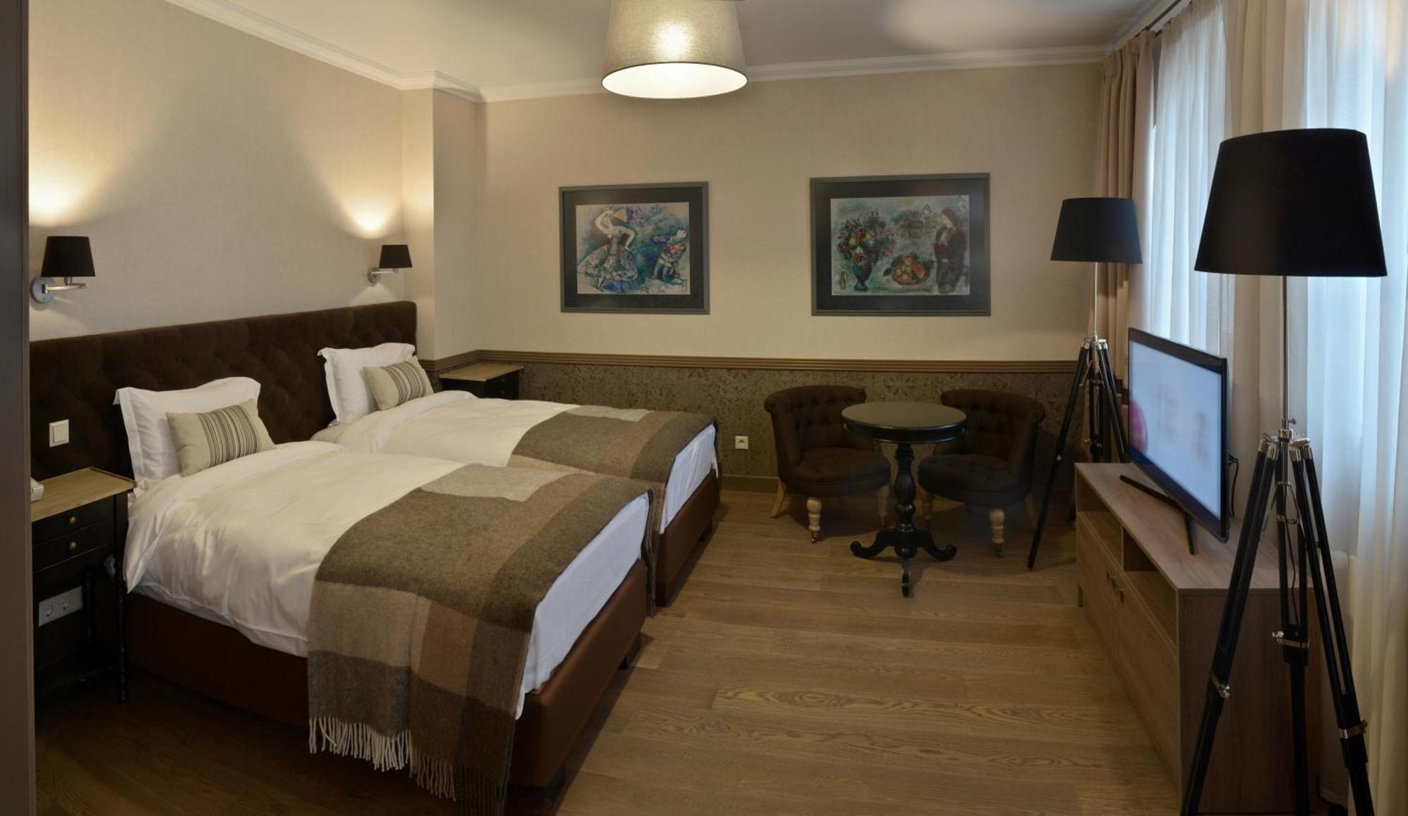 Zentrum Hotel Kisinyov Kültér fotó